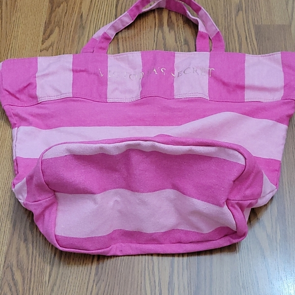 ❌❌❌ SOLD ❌❌❌ 💗Victoria's Secret Tote Bag - Picture 6 of 8